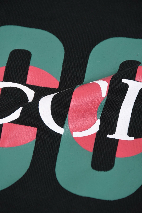 ブランドTシャツ細部ディテール